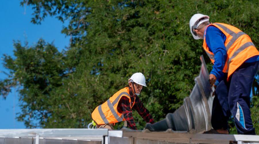 Professional Flat Roofing Installation in Vienna, SD